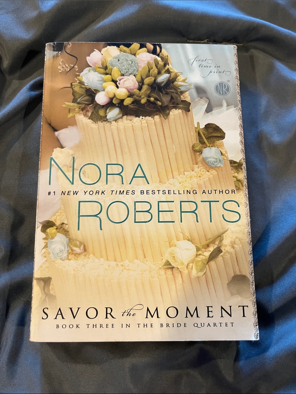 Savor the Moment by Nora Roberts paperback, like new condition